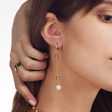 Orecchini da donna in bronzo dorato con perle naturali Unoaerre