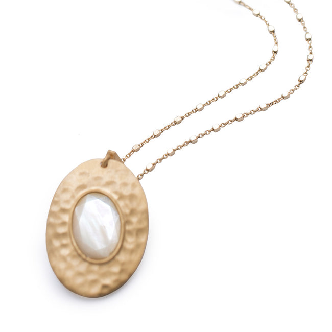 Collana da donna Aquaforte Nuova Retrò con madreperla ovale e superficie battuta spazzolata