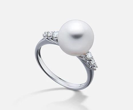 Anello Golay da donna in Oro con Perle Mari del Sud