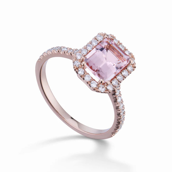 Anello Diamanti e Morganite