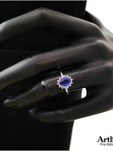 Anello in oro con Diamanti e Zaffiro